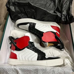 Buscemi 110m black/white/red